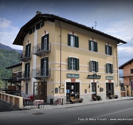 Hotel Le Soleil Challand-Saint-Anselme Εξωτερικό φωτογραφία