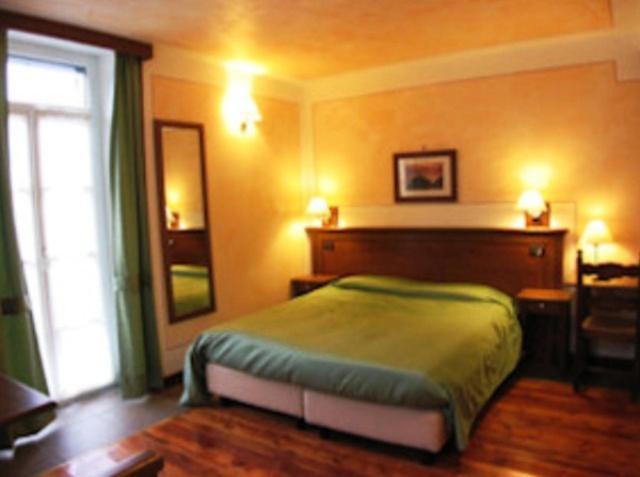 Hotel Le Soleil Challand-Saint-Anselme Εξωτερικό φωτογραφία