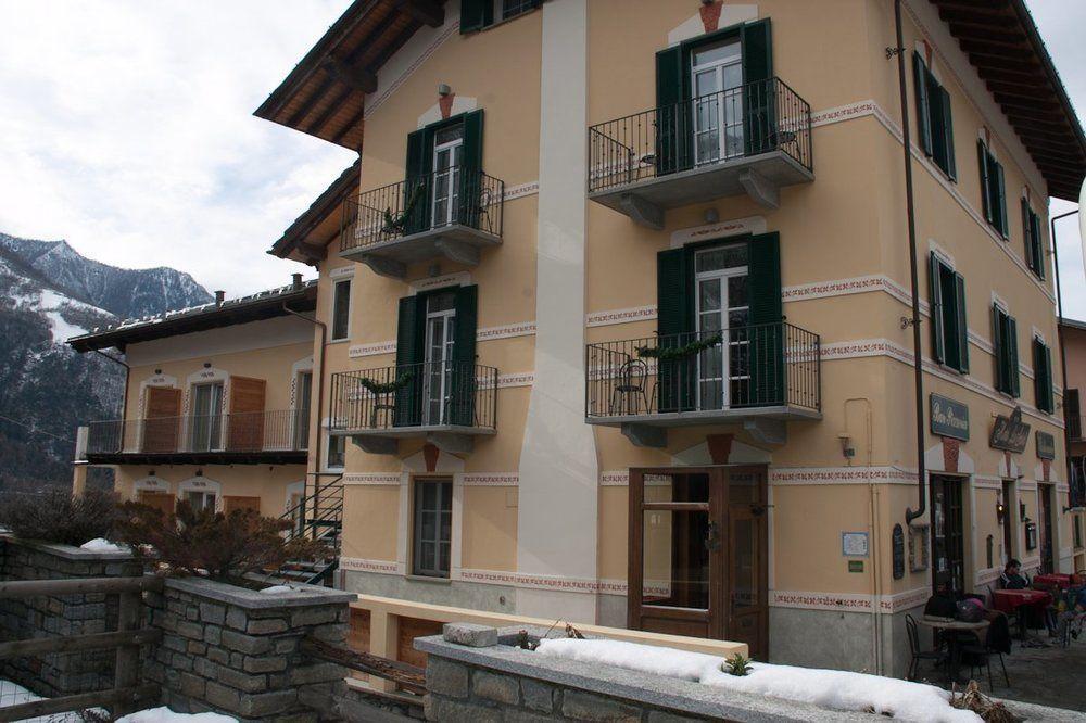 Hotel Le Soleil Challand-Saint-Anselme Εξωτερικό φωτογραφία