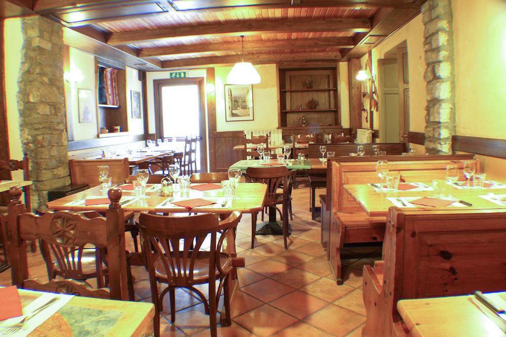 Hotel Le Soleil Challand-Saint-Anselme Εξωτερικό φωτογραφία
